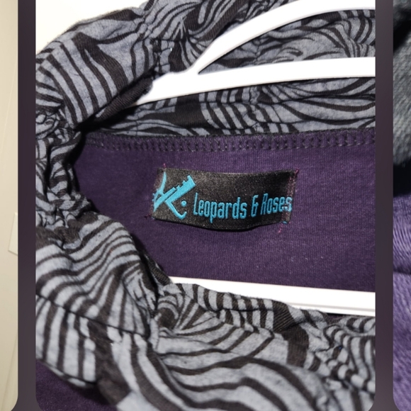 Leopards & Roses Abstract Dress - Picture 4 of 11